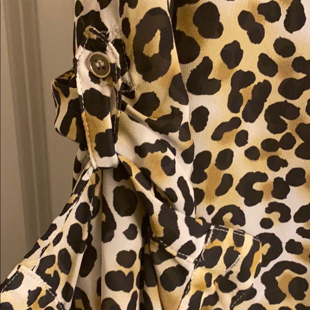 Leopard button down - Picture 3 of 3